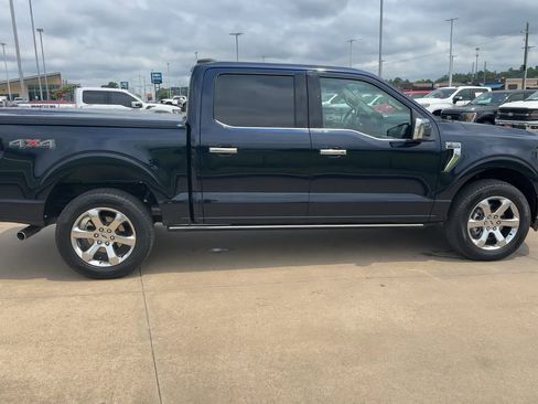 Used 2023 Ford F150 Lariat w/ Equipment Group 502A High AWD/4WD image 9