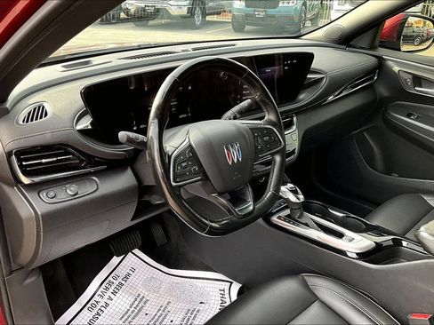 Used 2025 Buick Envista Avenir FWD image 13