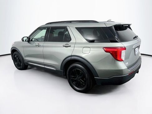 Used 2020 Ford Explorer XLT w/ Cold Weather Package AWD/4WD image 5
