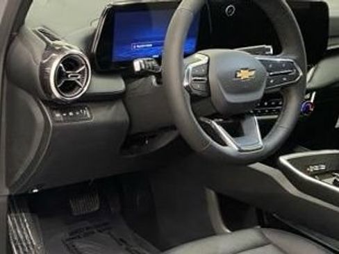 New 2027 Chevrolet Equinox LT w/ Convenience Package II AWD/4WD image 23