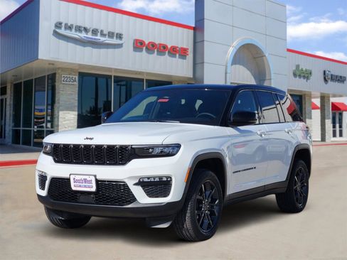 New 2025 Jeep Grand Cherokee Limited image 2
