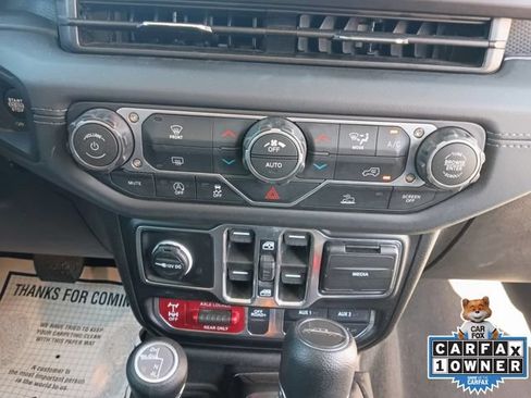 Used 2026 Jeep Gladiator Mojave AWD/4WD image 4