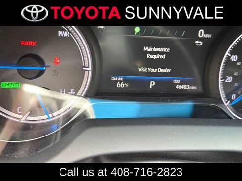 Used 2023 Toyota Venza LE AWD/4WD image 3