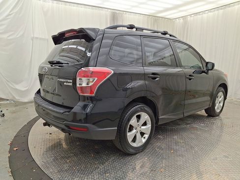 Used 2016 Subaru Forester 2.5i w/ Alloy Wheel Package image 8
