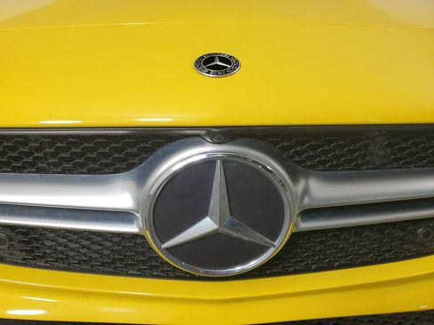 Used 2022 Mercedes-Benz CLA 35 AMG 4MATIC image 10
