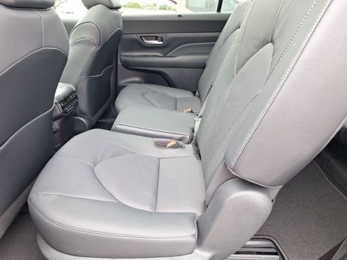 Used 2026 Toyota Grand Highlander Limited image 30