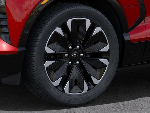 Certified 2025 Chevrolet Blazer EV RS RWD image 9