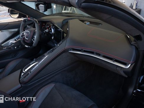 Used 2025 Chevrolet Corvette Z06 w/ Battery Protection Package image 30