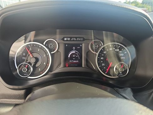 Used 2025 RAM 2500 Big Horn AWD/4WD image 14