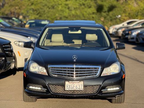 Used 2013 Mercedes-Benz C 250 Sedan image 2