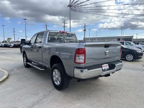 Used 2024 RAM 2500 Big Horn w/ Bed Utility Group image 5
