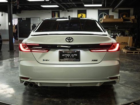 Used 2025 Toyota Camry XSE image 6