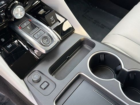 Used 2025 Acura MDX SH-AWD w/ Technology Package image 30