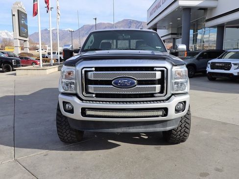 Used 2016 Ford F350 Platinum w/ FX4 Off-Road Package AWD/4WD image 9