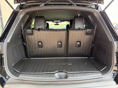 Used 2023 Nissan Pathfinder Rock Creek AWD/4WD image 29