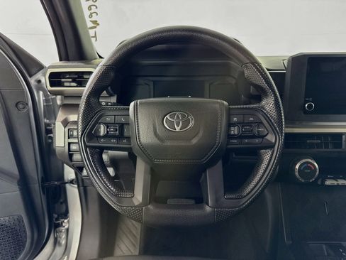 Certified 2026 Toyota Tacoma SR5 AWD/4WD image 12