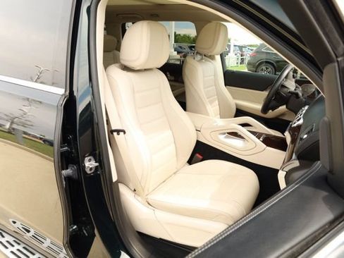 Certified 2022 Mercedes-Benz GLS 450 4MATIC image 23