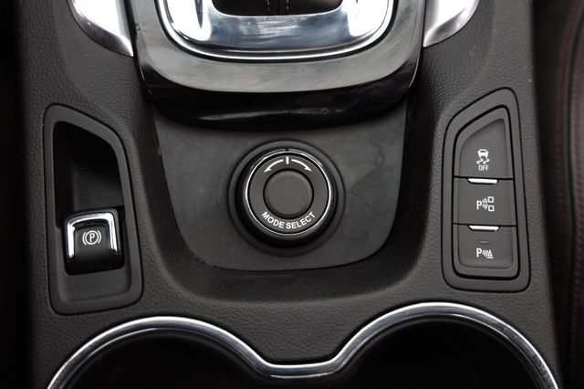 Used 2015 Chevrolet SS RWD image 39