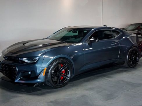 Used 2021 Chevrolet Camaro ZL1 image 5