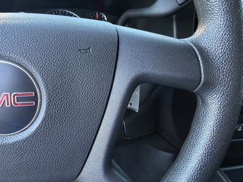 Used 2024 GMC Savana 2500 w/ Driver Convenience Package image 15