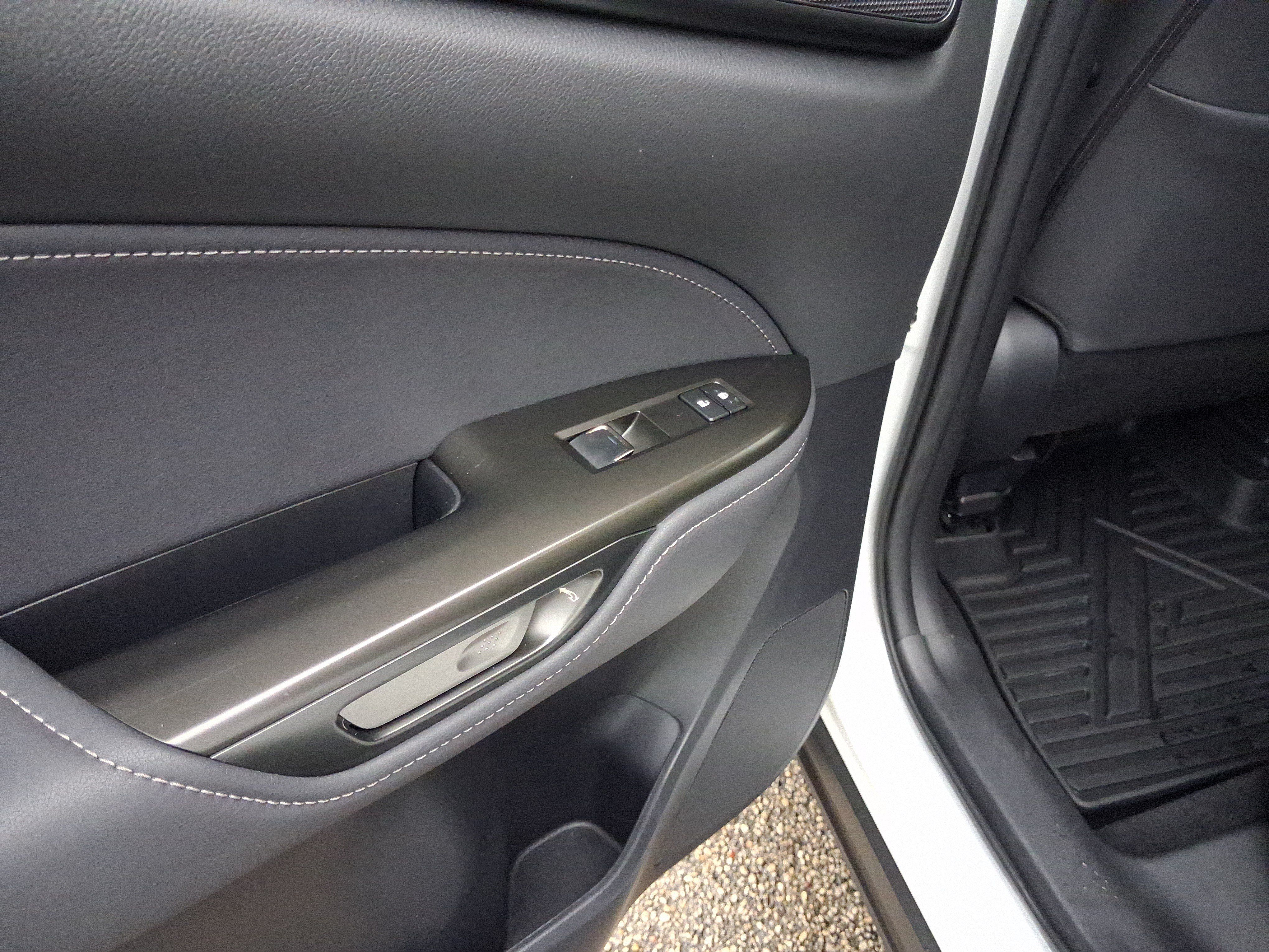 Used 2025 Lexus NX 250 FWD w/ Towing Package (2000 Lbs) image 10