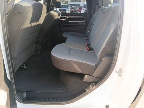 Used 2024 RAM 2500 Big Horn image 25