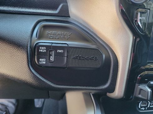 Used 2024 RAM 2500 Laramie AWD/4WD image 33