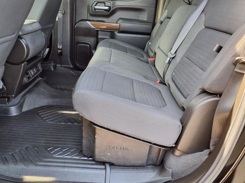 Used 2022 Chevrolet Silverado 1500 RST image 11