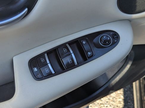 Used 2019 INFINITI QX50 Essential w/ Proassist Package image 29