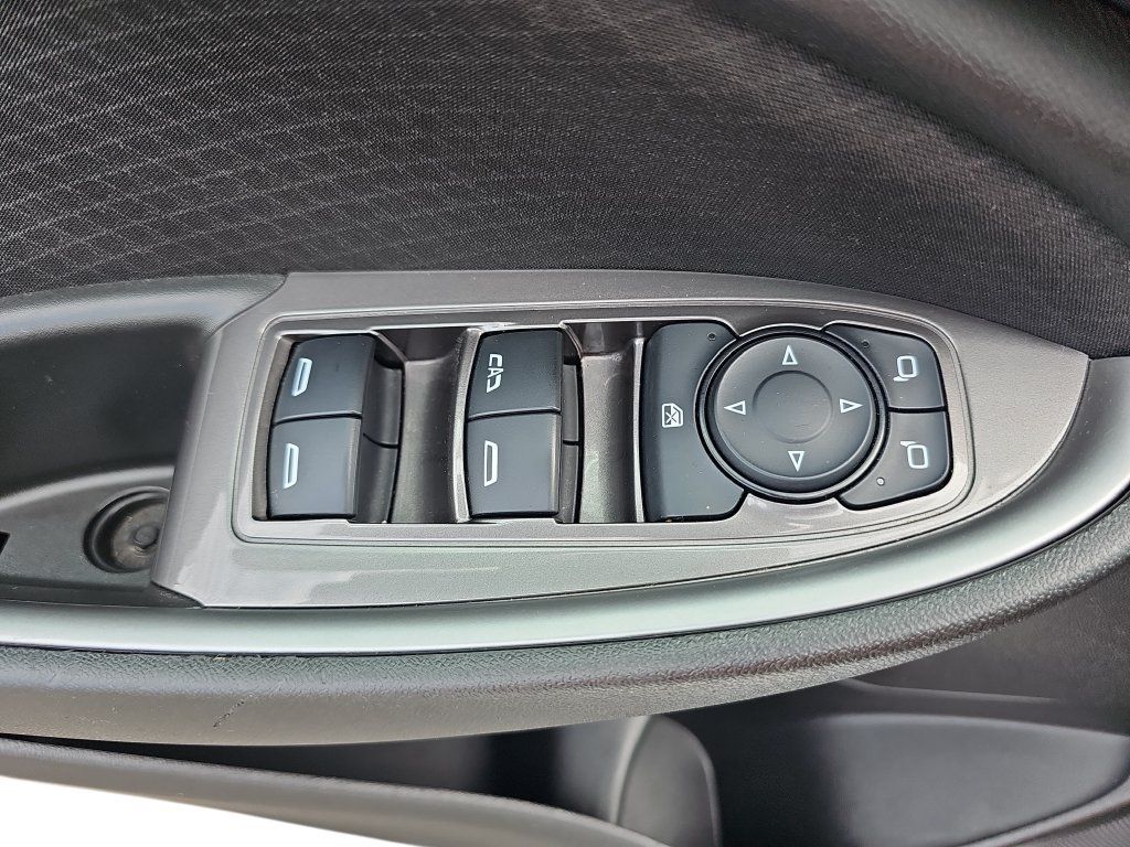 Used 2025 Chevrolet Malibu LT FWD image 27