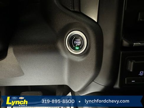Used 2021 Chevrolet Silverado 1500 LT Trail Boss w/ LT Trail Boss Premium Package AWD/4WD image 17