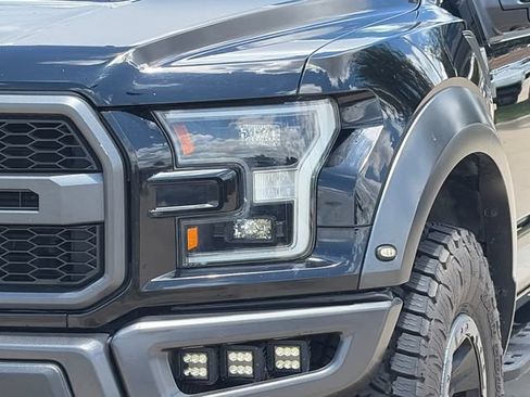 Used 2018 Ford F150 Raptor w/ Equipment Group 802A Luxury AWD/4WD image 4