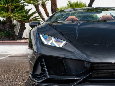 Used 2023 Lamborghini Huracan EVO AWD/4WD image 28