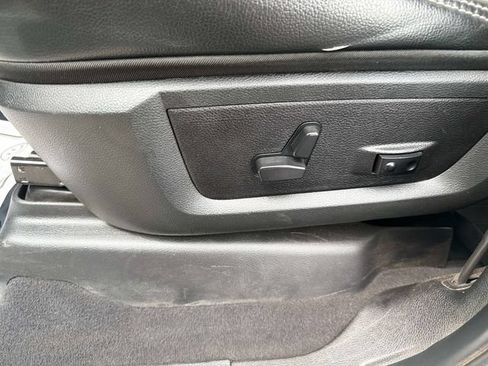 Used 2024 RAM 2500 Laramie w/ Safety Group AWD/4WD image 19