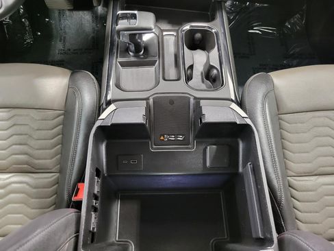 Used 2024 Chevrolet Silverado 1500 ZR2 w/ Technology Package AWD/4WD image 17