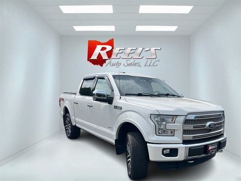 Used 2016 Ford F150 Platinum w/ Equipment Group 701A Luxury AWD/4WD image 3