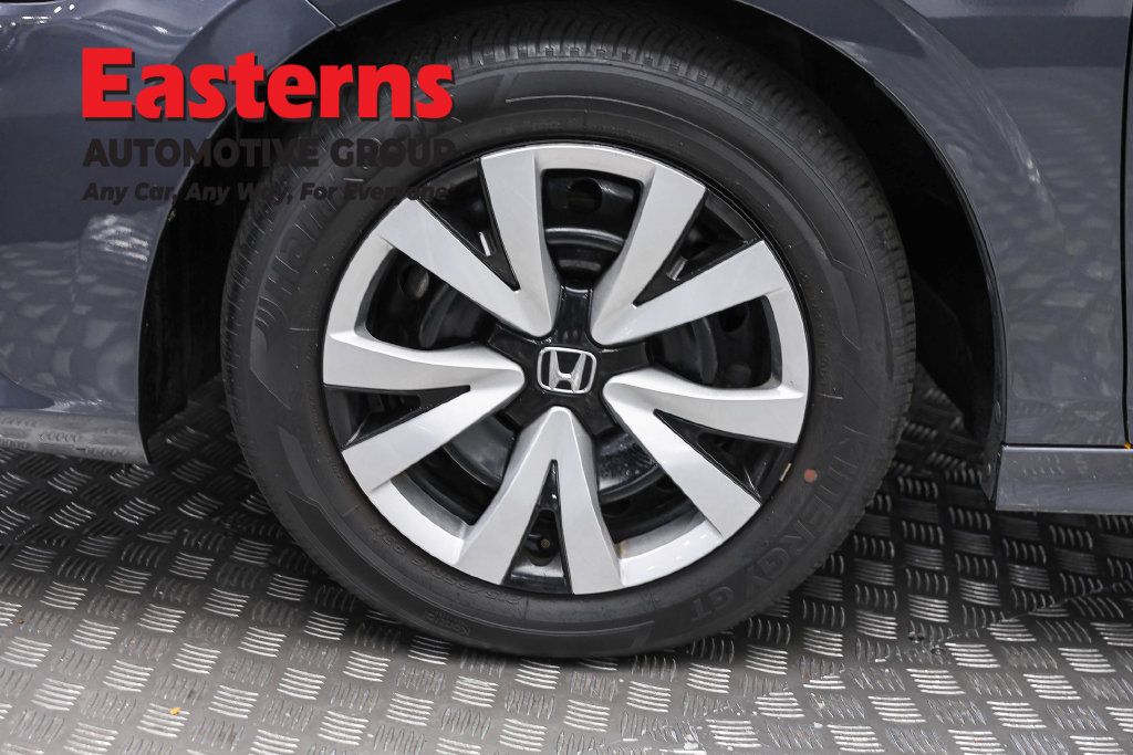 Used 2022 Honda Civic LX image 32