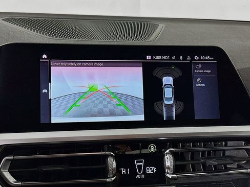 Used 2019 BMW 330i xDrive Sedan w/ Convenience Package image 18