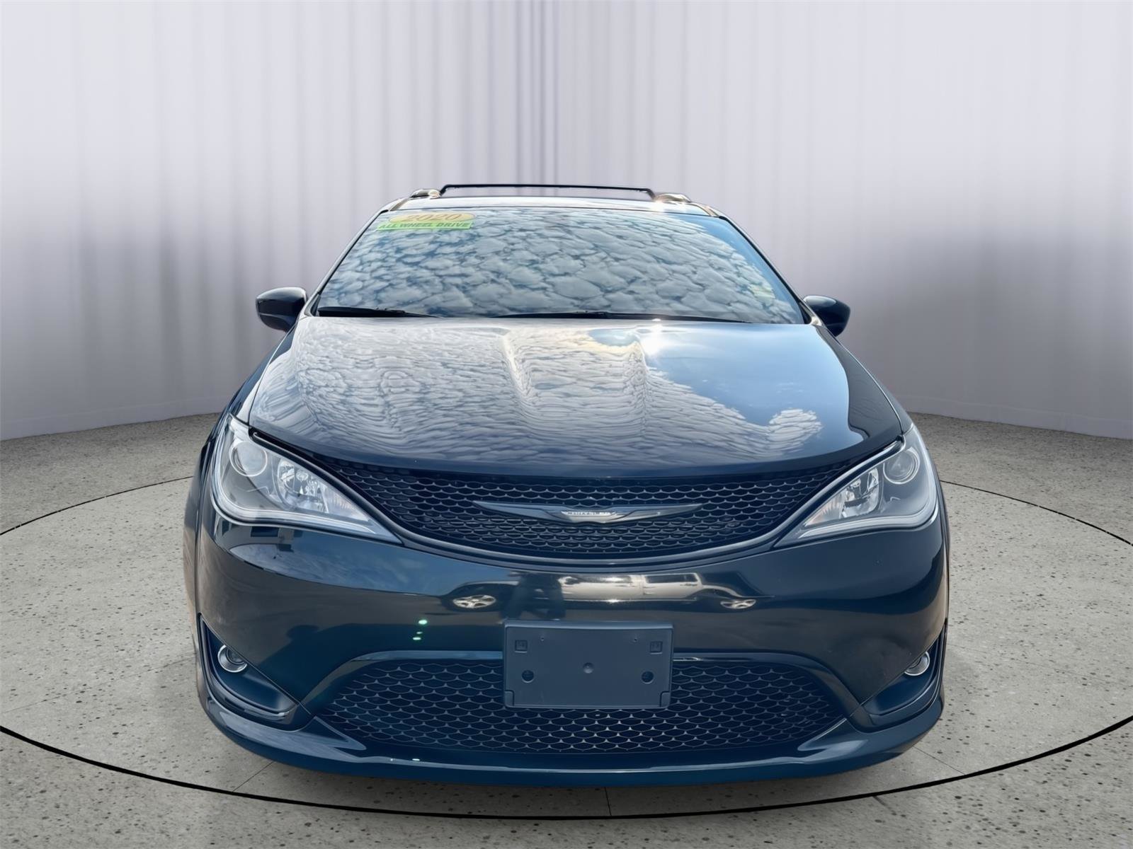 Used 2020 Chrysler Pacifica Touring-L AWD/4WD image 41
