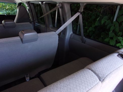 Used 2016 Chevrolet Express 3500 LT w/ LT Preferred Equipment Group image 19