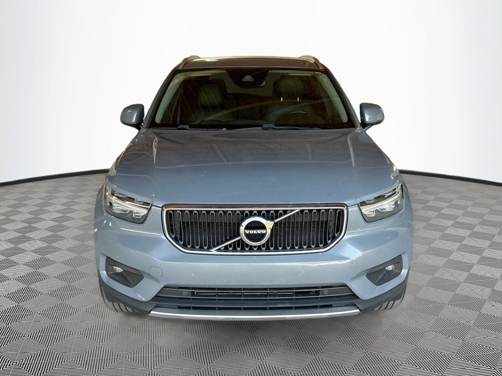 Used 2021 Volvo XC40 T5 Momentum w/ Protection Package Premier AWD/4WD image 2