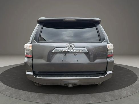 Used 2018 Toyota 4Runner SR5 Premium AWD/4WD image 6