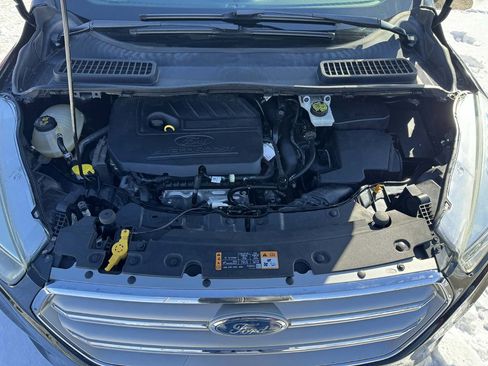 Used 2017 Ford Escape SE image 10