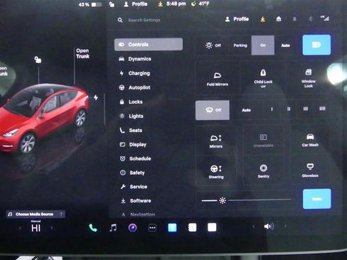 Used 2023 Tesla Model Y Long Range image 14