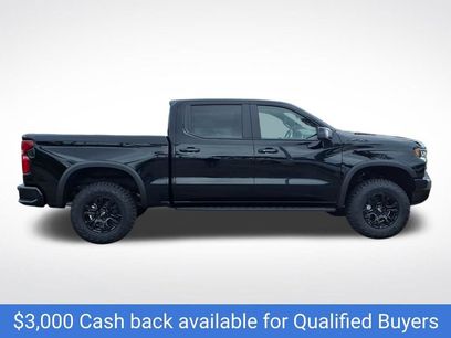 New 2026 Chevrolet Silverado 1500 ZR2 w/ LPO, Dark Essentials Package