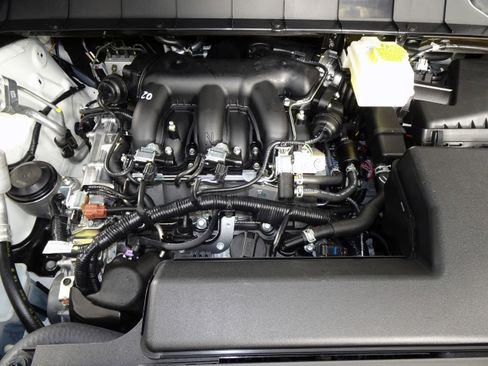 New 2025 Nissan Pathfinder Platinum image 12