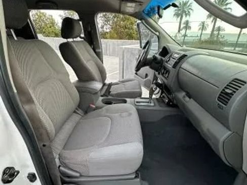 Used 2007 Nissan Frontier SE w/ SE Value Truck Pkg RWD image 15