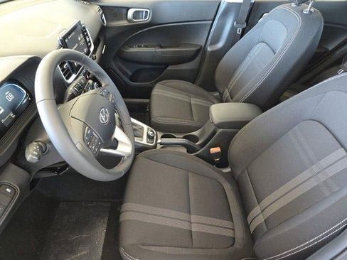 New 2026 Hyundai Venue SEL image 9