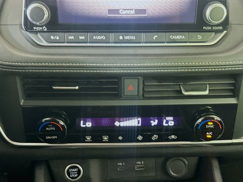 Used 2023 Nissan Rogue SV AWD/4WD image 24