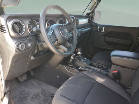 Used 2023 Jeep Wrangler Sport AWD/4WD image 13